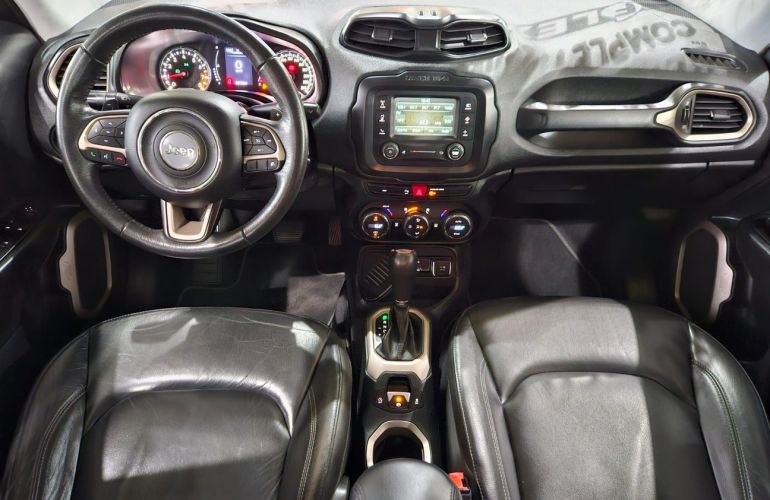 Jeep Renegade 1.8 16V Longitude - Foto #8