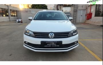 Volkswagen Jetta 2.0 TSi Highline 211cv Gasolina 4p Tiptronic - Foto #2