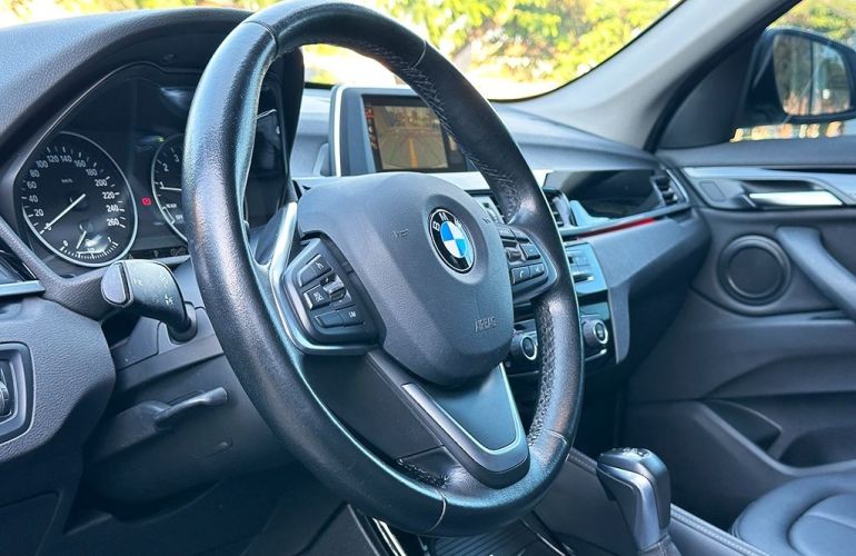 BMW X1 2.0 16V Turbo Sdrive20i X-line - Foto #9