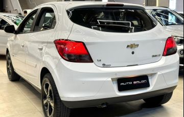 Chevrolet Onix 1.4 MPFi LT 8v - Foto #6