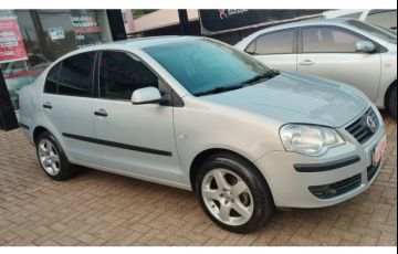 Volkswagen Polo Sedan 1.6 8V