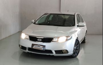 Kia Cerato 1.6 16V (aut)