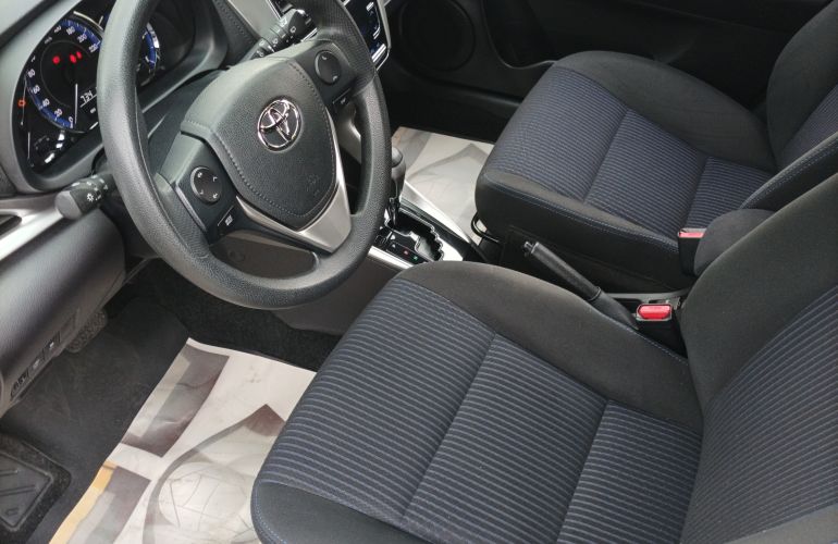 Toyota Yaris 1.3 XL Plus Tech CVT (Flex) - Foto #6