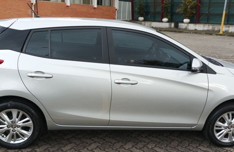 Toyota Yaris 1.3 XL Plus Tech CVT (Flex) - Foto #7