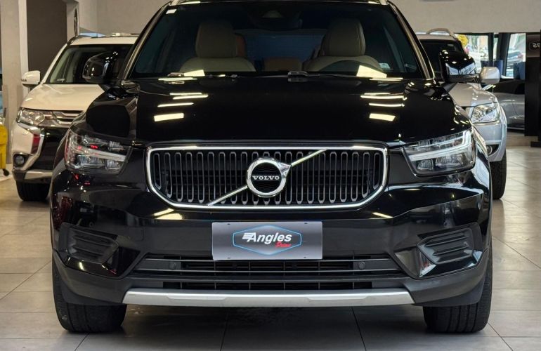 Volvo XC40 2.0 T5 Momentum AWD - Foto #2