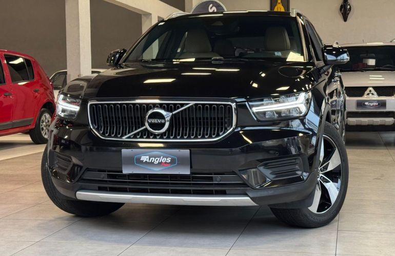 Volvo XC40 2.0 T5 Momentum AWD - Foto #8