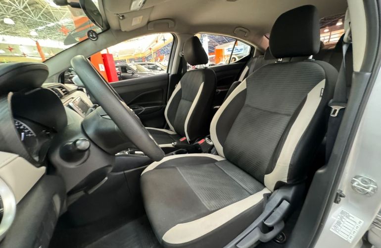 Nissan Versa 1.6 16V Advance - Foto #4