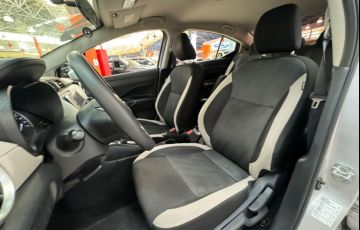 Nissan Versa 1.6 16V Advance - Foto #4