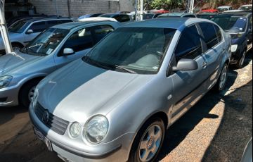 Volkswagen Polo Sedan 1.6 8V