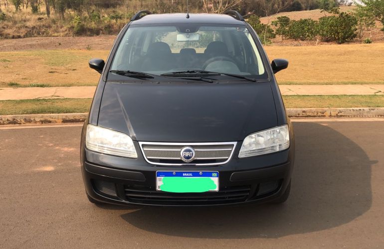 Fiat Idea ELX 1.4 (Flex) - Foto #6