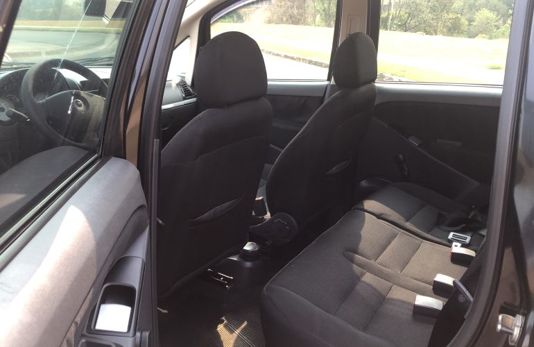 Fiat Idea ELX 1.4 (Flex) - Foto #9