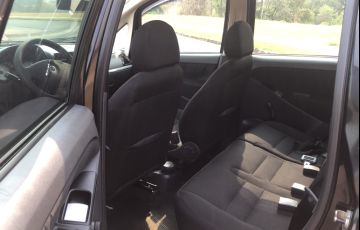 Fiat Idea ELX 1.4 (Flex) - Foto #9