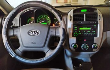 Kia Cerato 1.6 16V (aut)