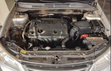 Kia Cerato 1.6 16V (aut) - Foto #2