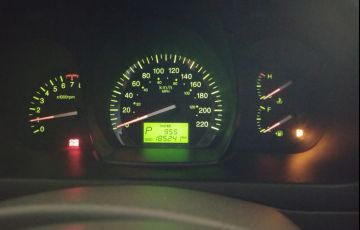 Kia Cerato 1.6 16V (aut) - Foto #6