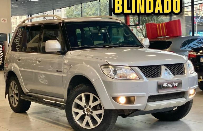 Mitsubishi Pajero Tr4 2.0 4x4 16V 140cv - Foto #1