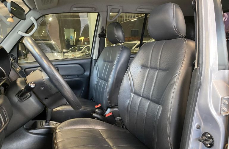 Mitsubishi Pajero Tr4 2.0 4x4 16V 140cv - Foto #10