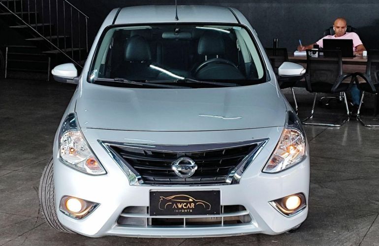 Nissan Versa 16sl Cvt - Foto #2