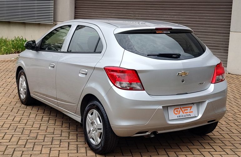 Chevrolet Onix 1.0 MPFi Joy 8v - Foto #3