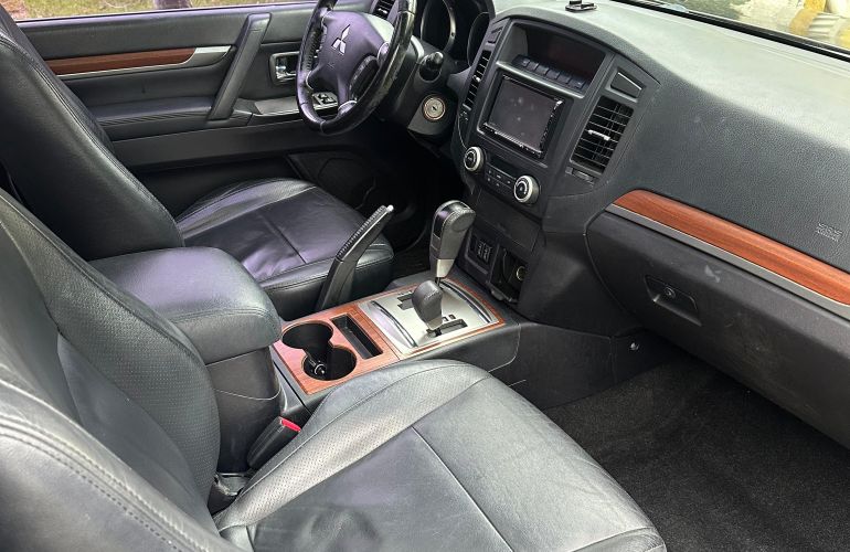 Mitsubishi Pajero Full HPE 3.8 3p - Foto #5