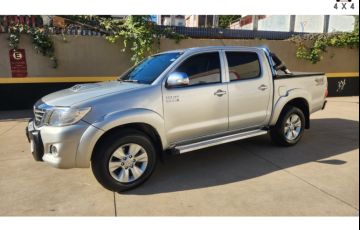 Toyota Hilux 3.0 Srv 4x4 CD 16V Turbo Intercooler Diesel 4p Automático