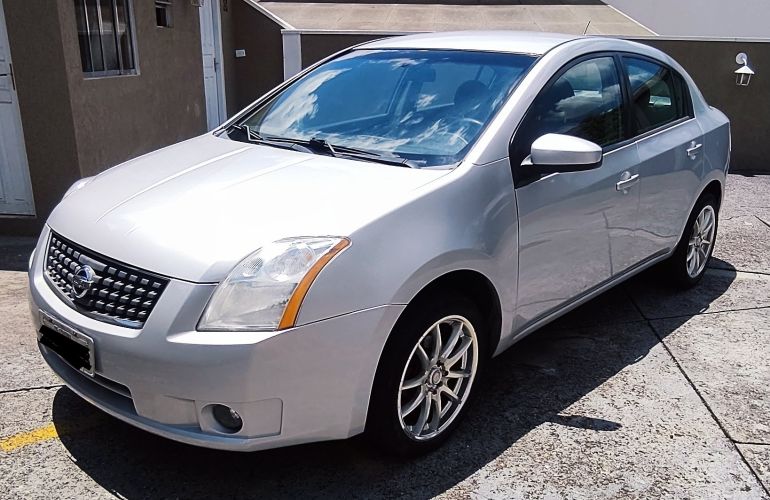 Nissan Sentra 2.0 16V - Foto #1