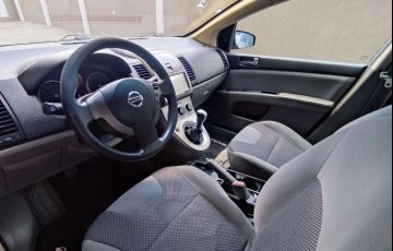 Nissan Sentra 2.0 16V - Foto #7