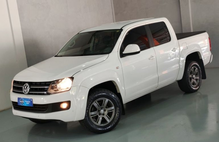 Volkswagen Amarok 2.0 CD 4x4 TDi Trendline (Aut) - Foto #2