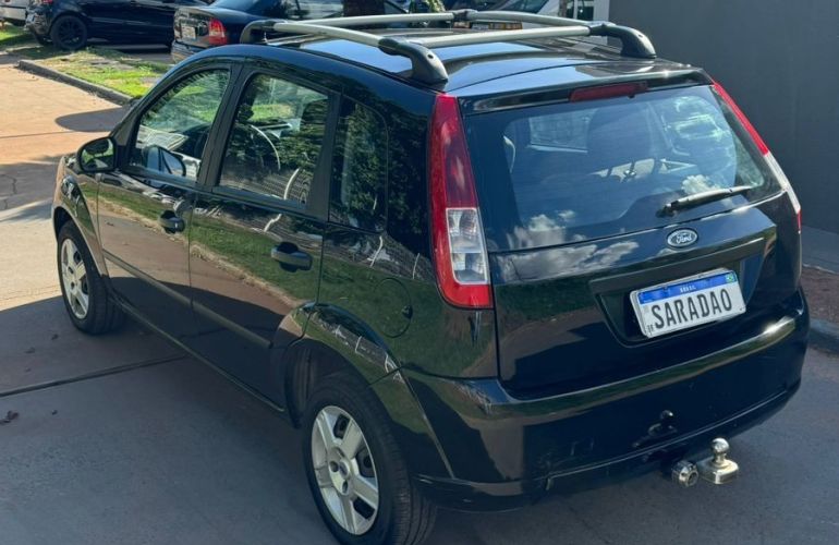 Ford Fiesta 1.6 MPi Hatch 8v - Foto #8