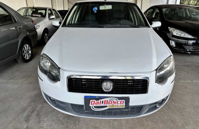 Fiat Siena 1.4 8V (Tetrafuel) - Foto #2