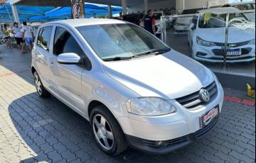 Volkswagen Fox 1.6 8V (Flex) - Foto #3