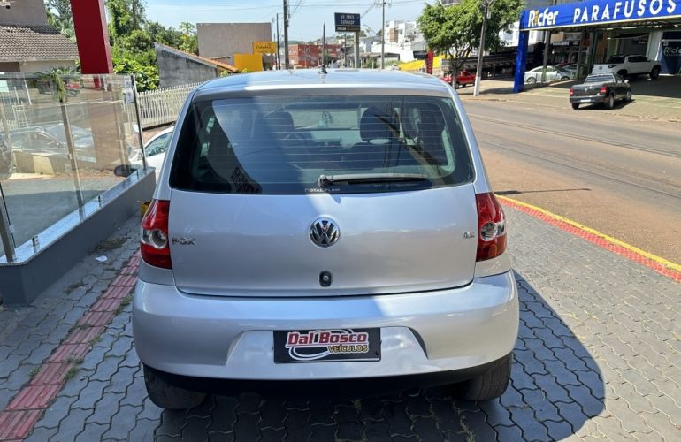 Volkswagen Fox 1.6 8V (Flex) - Foto #5