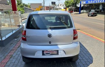 Volkswagen Fox 1.6 8V (Flex) - Foto #5
