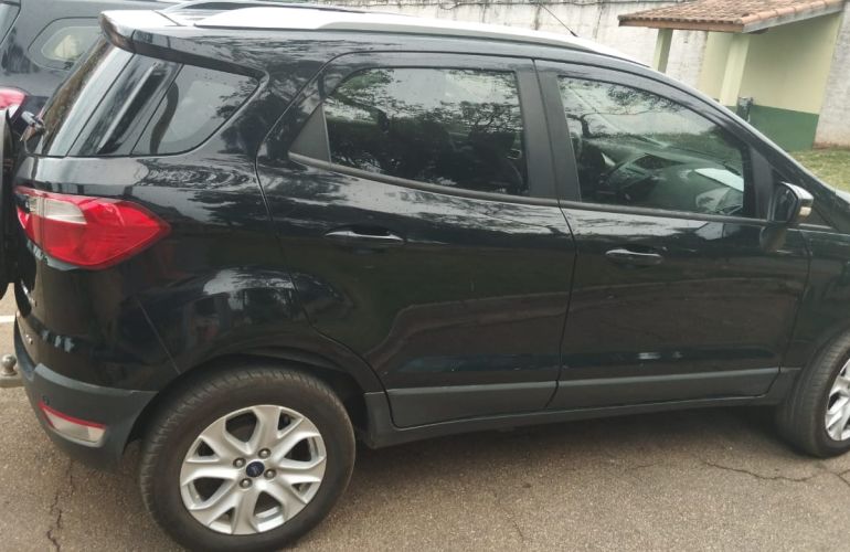 Ford Ecosport Titanium 2.0 16V PowerShift (Flex) - Foto #4