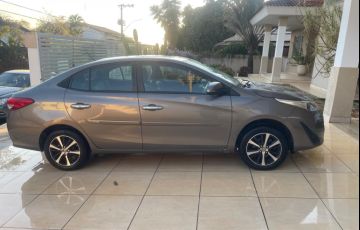 Toyota Yaris Sedan 1.5 XLS CVT (Flex) - Foto #4