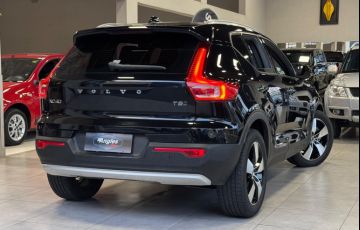 Volvo XC40 2.0 T5 Momentum AWD - Foto #7