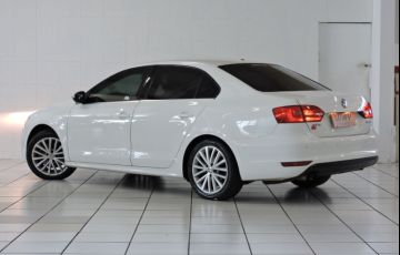 Volkswagen Jetta 2.0 TSi Highline 211cv - Foto #2