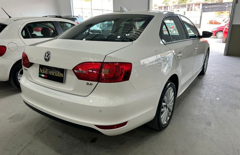 Volkswagen Jetta 2.0 Comfortline Flex 4p Tiptronic - Foto #8