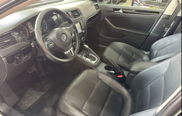 Volkswagen Jetta 2.0 Comfortline Flex 4p Tiptronic - Foto #9