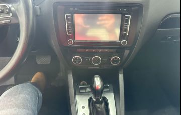 Volkswagen Jetta 2.0 Comfortline Flex 4p Tiptronic - Foto #10