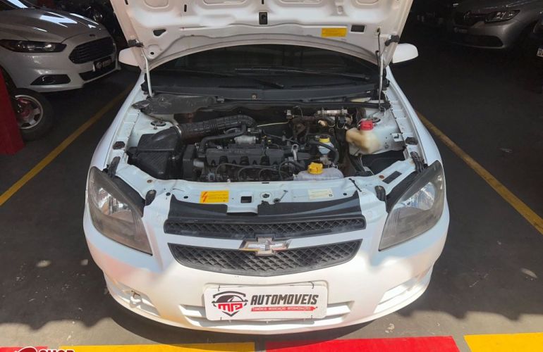 Chevrolet Celta LT 1.0 (Flex) - Foto #8