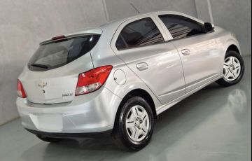 Chevrolet Onix 1.0 LT - Foto #4