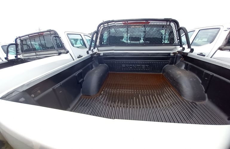 Nissan Frontier 2.3 CD S 4wd - Foto #6