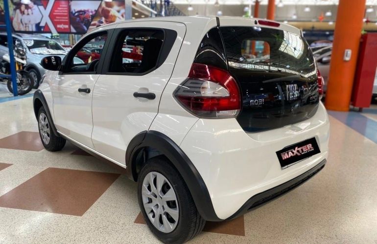 Fiat Mobi 1.0 8V Evo Like - Foto #9