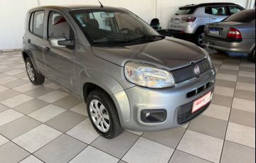 Fiat Uno Attractive 1.0 8V (Flex) 4p