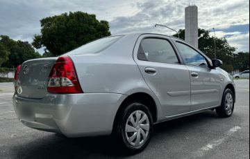Toyota Etios Sedan XS 1.5 (Flex) (Aut) - Foto #6