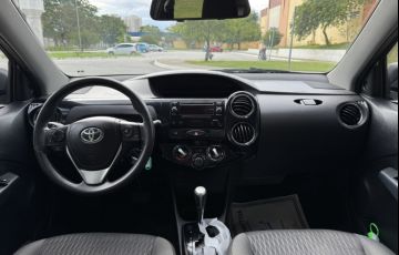 Toyota Etios Sedan XS 1.5 (Flex) (Aut) - Foto #7