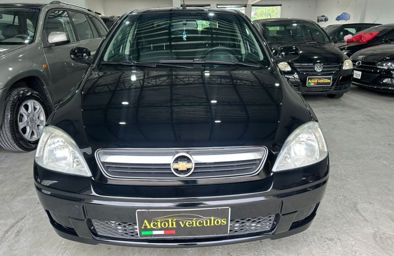 Chevrolet Corsa 1.4 MPFi Premium Sedan 8V Flex 4p Manual - Foto #4