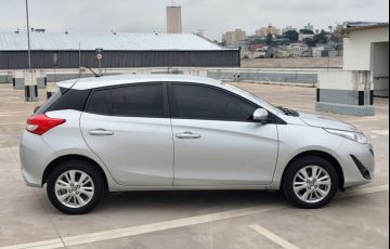 Toyota Yaris 1.3 16V Xl Plus Tech Multidrive - Foto #6