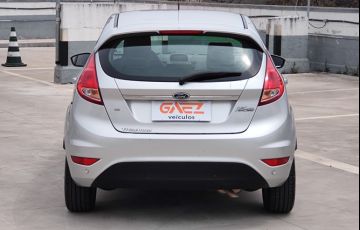 Ford Fiesta 1.6 Titanium Hatch 16v - Foto #4